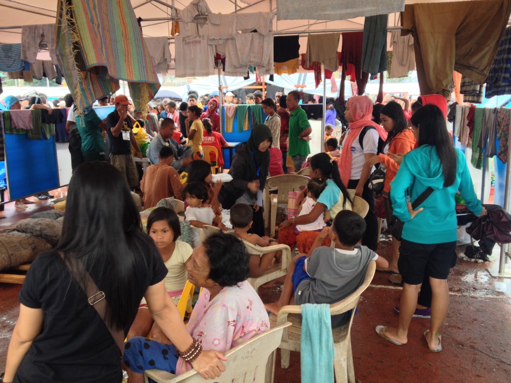 As a result of the heavy rain, one of CFSI's Child-Friendly Spaces is temporarily being used by DSWD for food distribution.